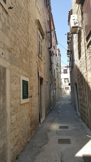 Soba Za Odmor Nika Hotel Kastela Exterior photo